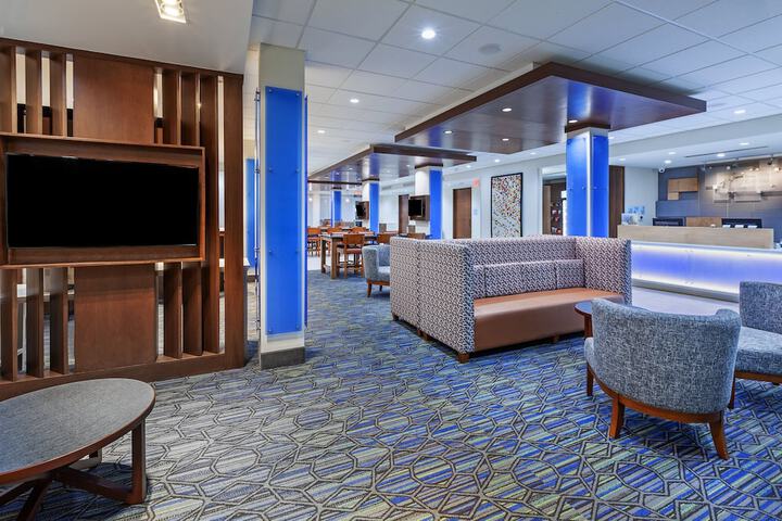 Holiday Inn Express & Suites Tulsa Northeast - Owasso by IHG