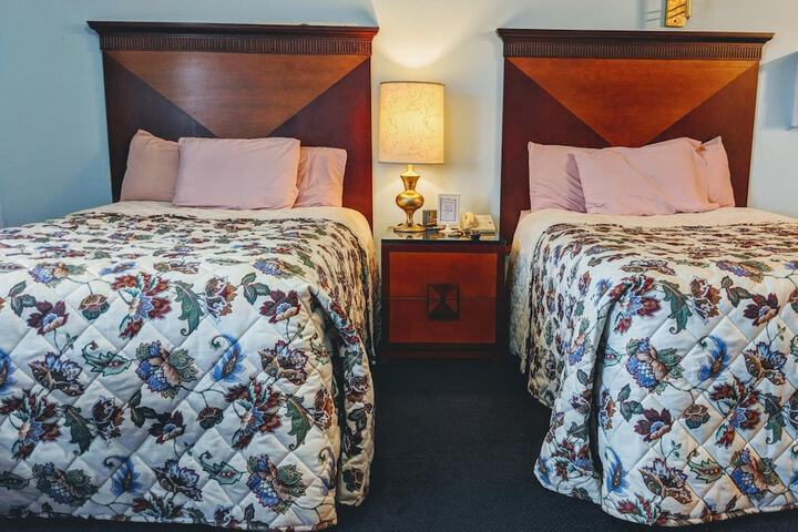 Room 13 of 26