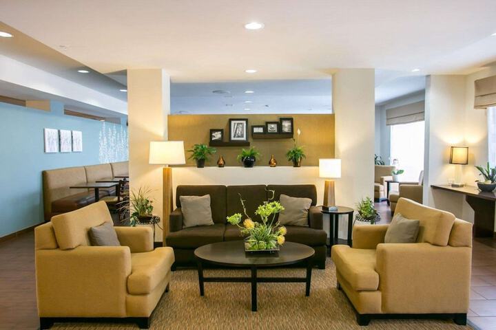 Hotel Interior 14 of 61