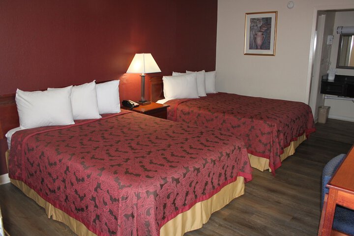 Room 23 of 25