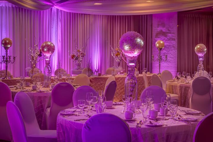 Ballroom/Hall 39 of 42