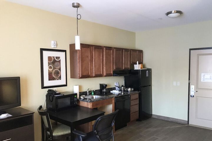 Room 11 of 35