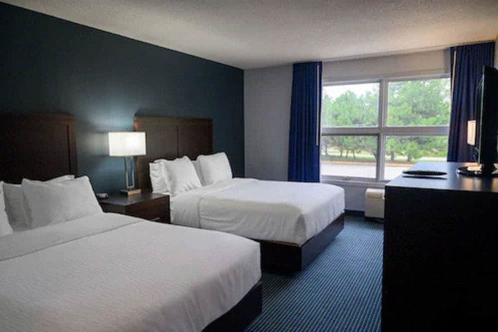 Room 16 of 46