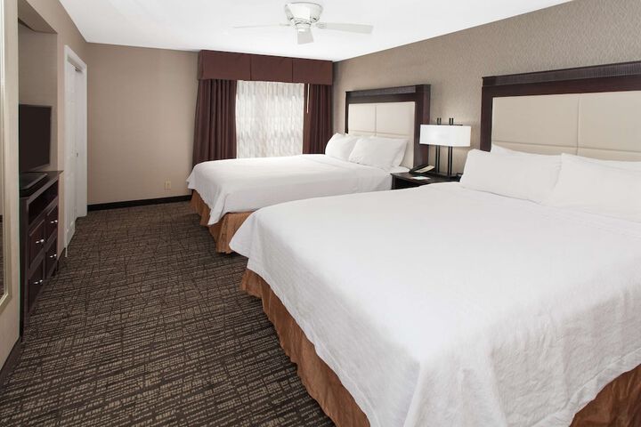 Room 21 of 28