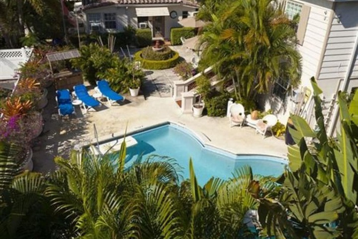 Hotel 3 of 141