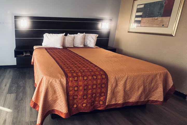 Residential Suites Blue Springs by Hotel O I 70