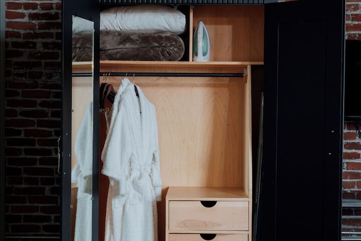 Room 31 of 44