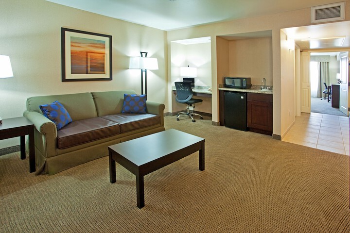 Room 37 of 71