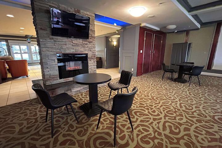 Hotel Interior 4 of 21