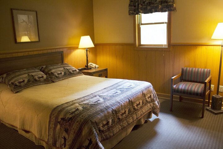 Room 21 of 32