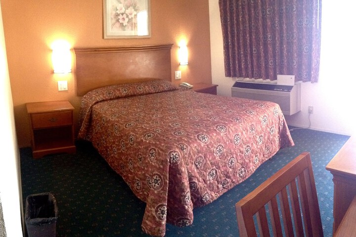 Room 41 of 53
