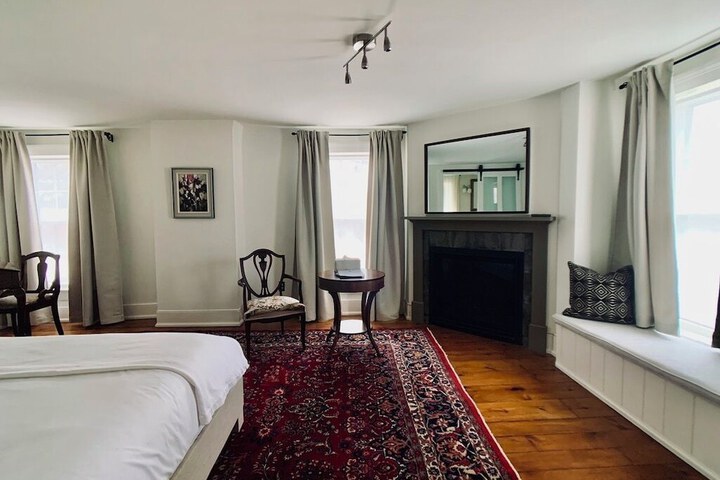 Room 38 of 113