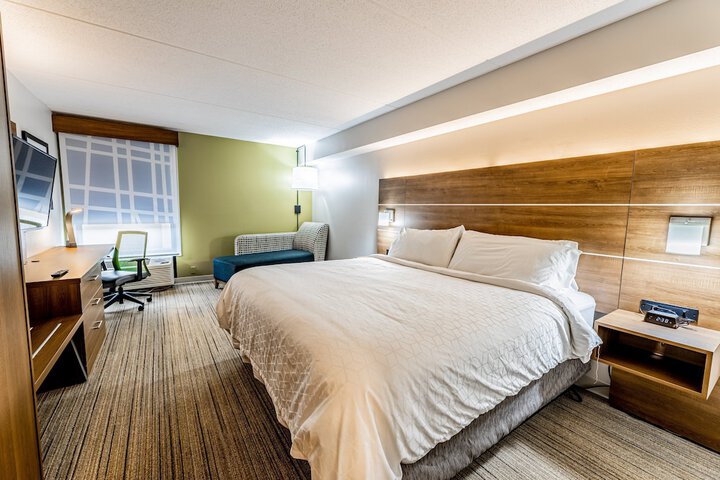 Room 36 of 63