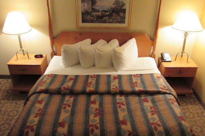 Room 62 of 92