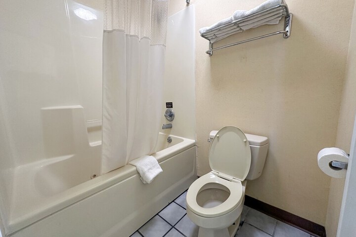 Room 44 of 70
