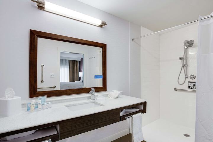 Room 20 of 40