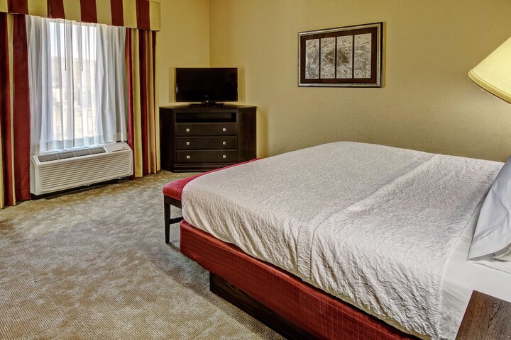 Room 40 of 72