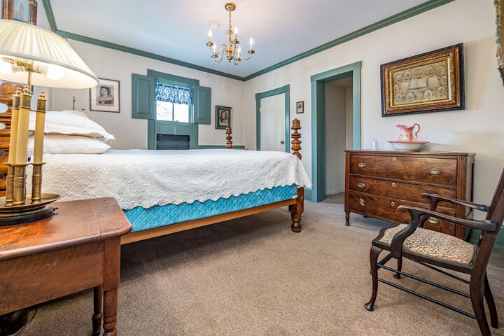 Wayside Inn