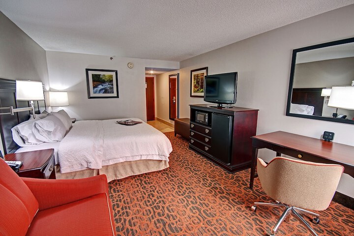 Room 25 of 44