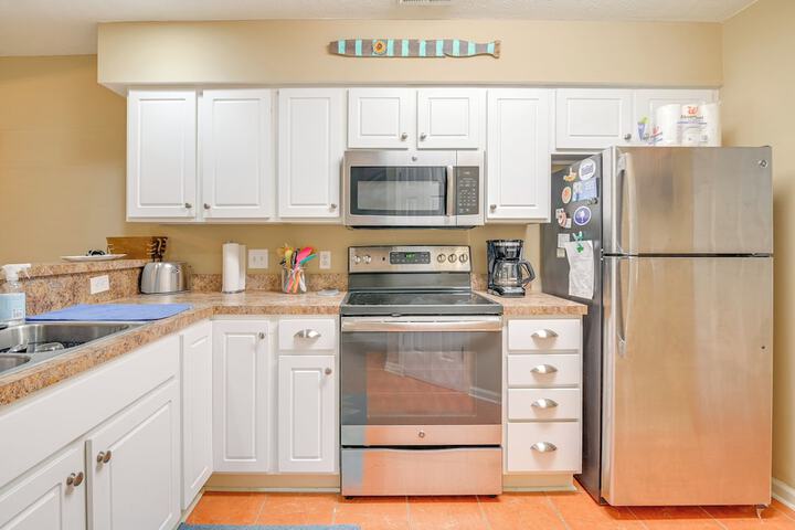 Pawleys Island Vacation Rental on Golf Course!