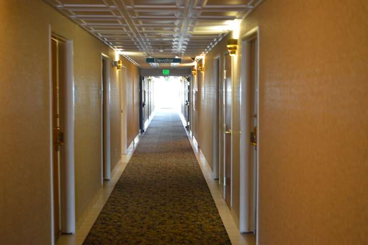 Ballroom/Hall 38 of 47