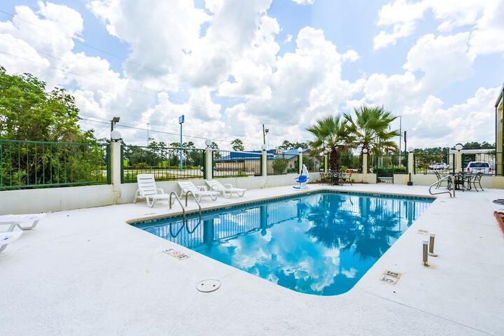 Pool 3 of 29