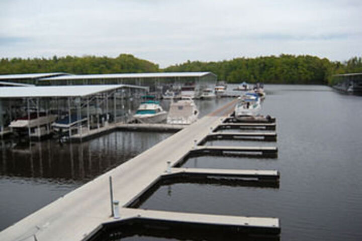 Buzzard Rock Resort & Marina