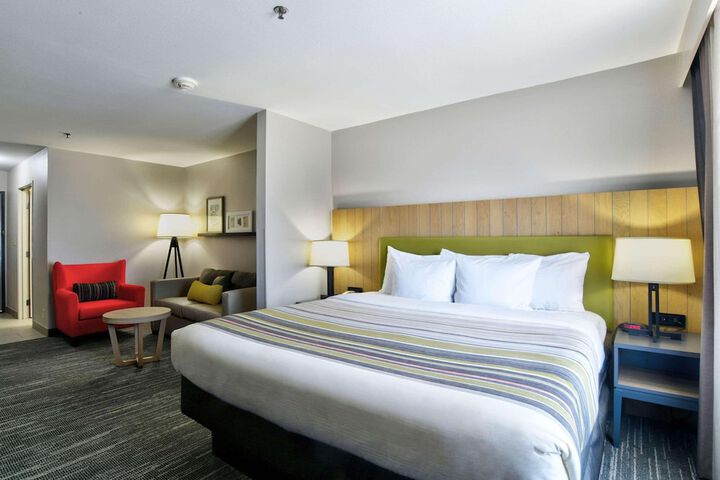 Room 10 of 22