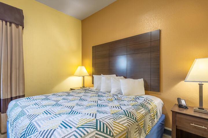 Studio 6 Suites – Pasadena TX