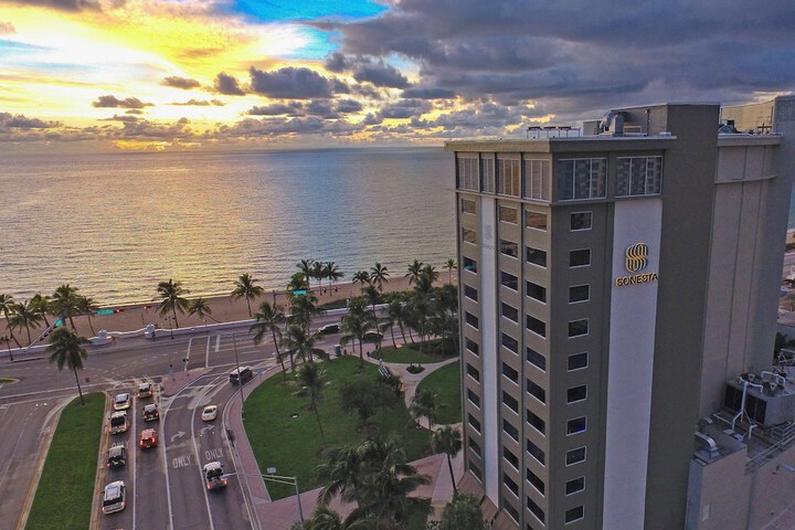 Hotel 2 of 97