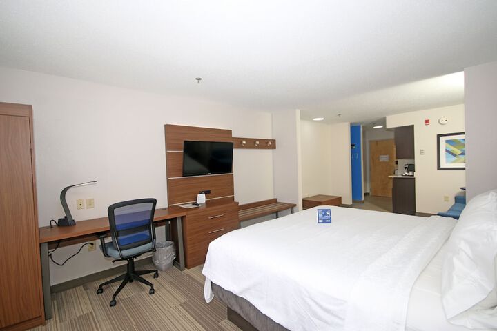 Room 14 of 45