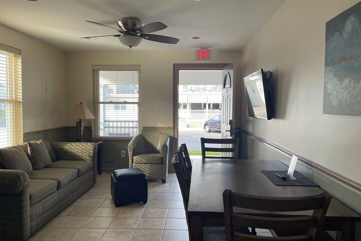 Room 109 of 185