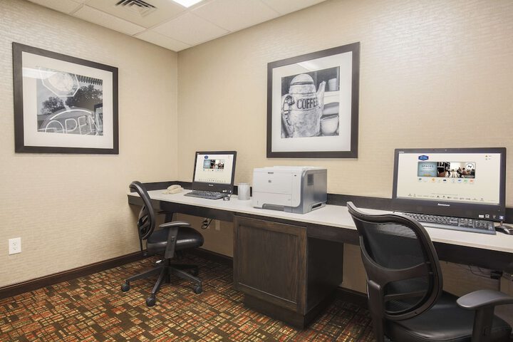 Business Center 51 of 51