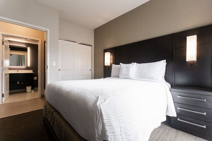 Room 40 of 60