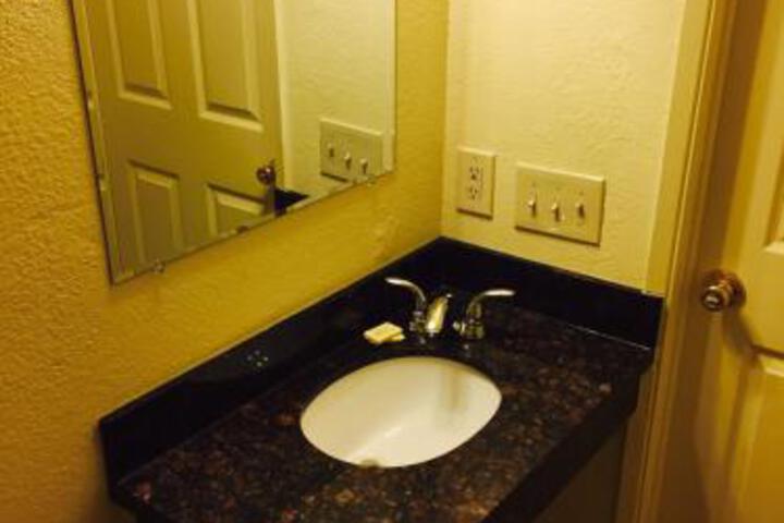 Room 8 of 8