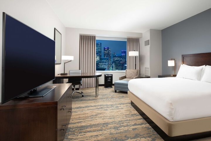 Room 33 of 95