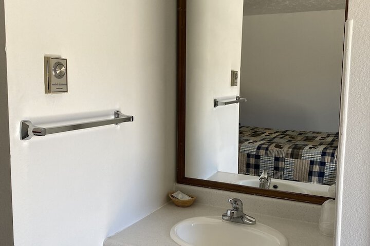 Room 26 of 41