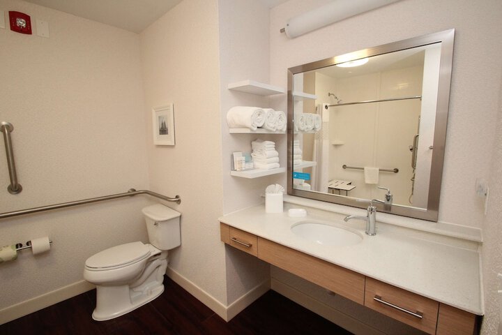 Room 45 of 60