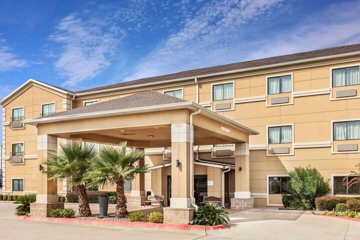 Hotel 2 of 24
