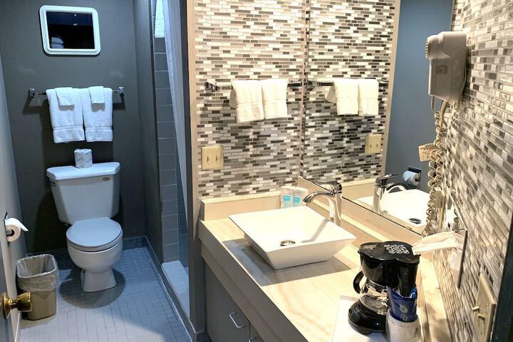 Room 291 of 334