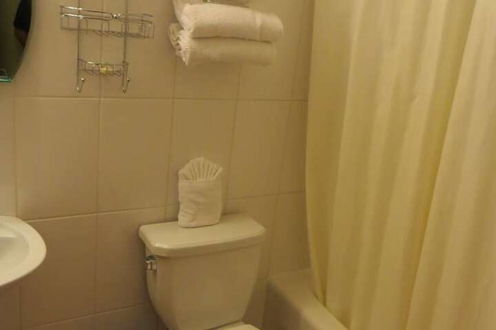 Room 21 of 29