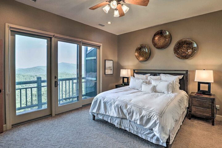 Surrounded by Natl Forest: Condo w / Majestic View