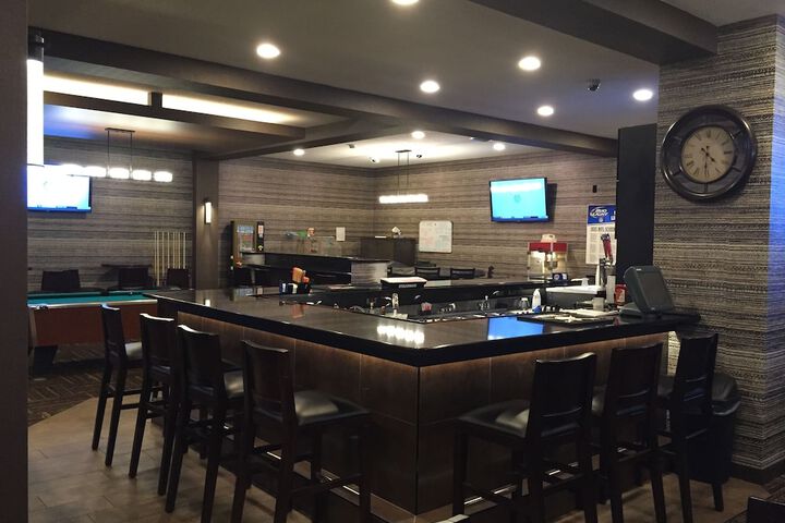 Ramada by Wyndham Grand Forks