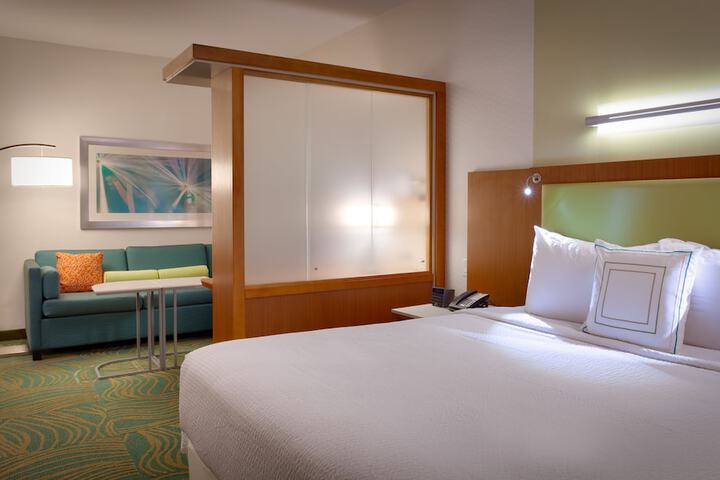 Room 17 of 24