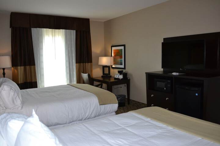 Room 16 of 34