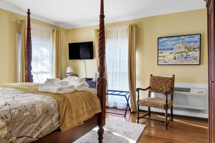 Room 15 of 39