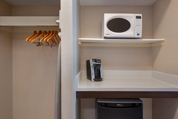 Holiday Inn Express Hotel & Suites Barrie by IHG