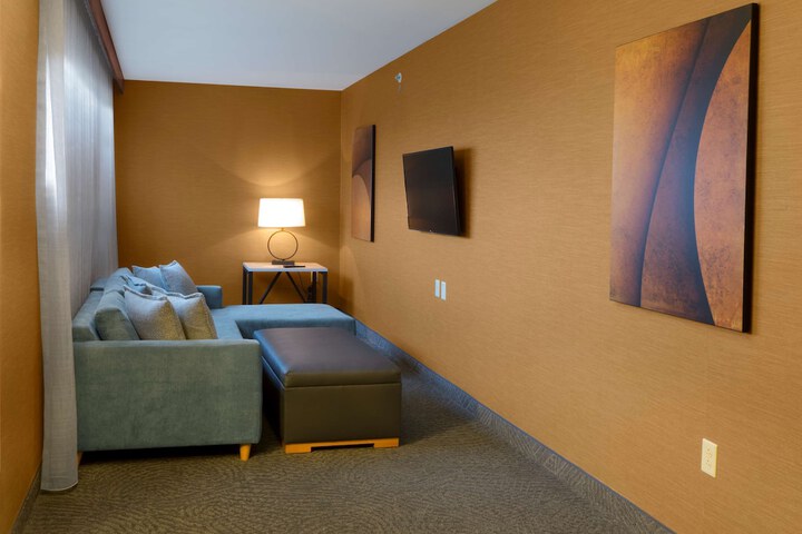 DoubleTree by Hilton Hotel Niagara Falls New York