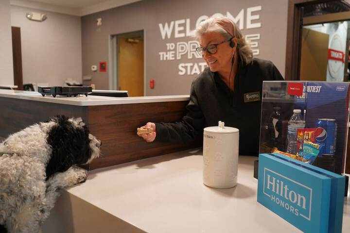 Hampton Inn & Suites Chicago / Aurora