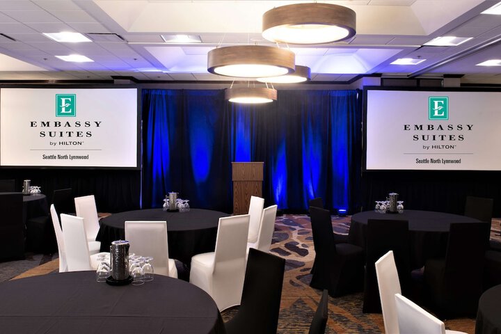 Embassy Suites by Hilton Seattle North Lynnwood